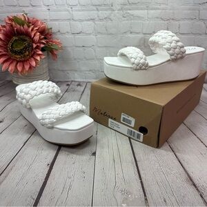 boutique NWT coconuts by matisse greyson platform sandals white sz 10